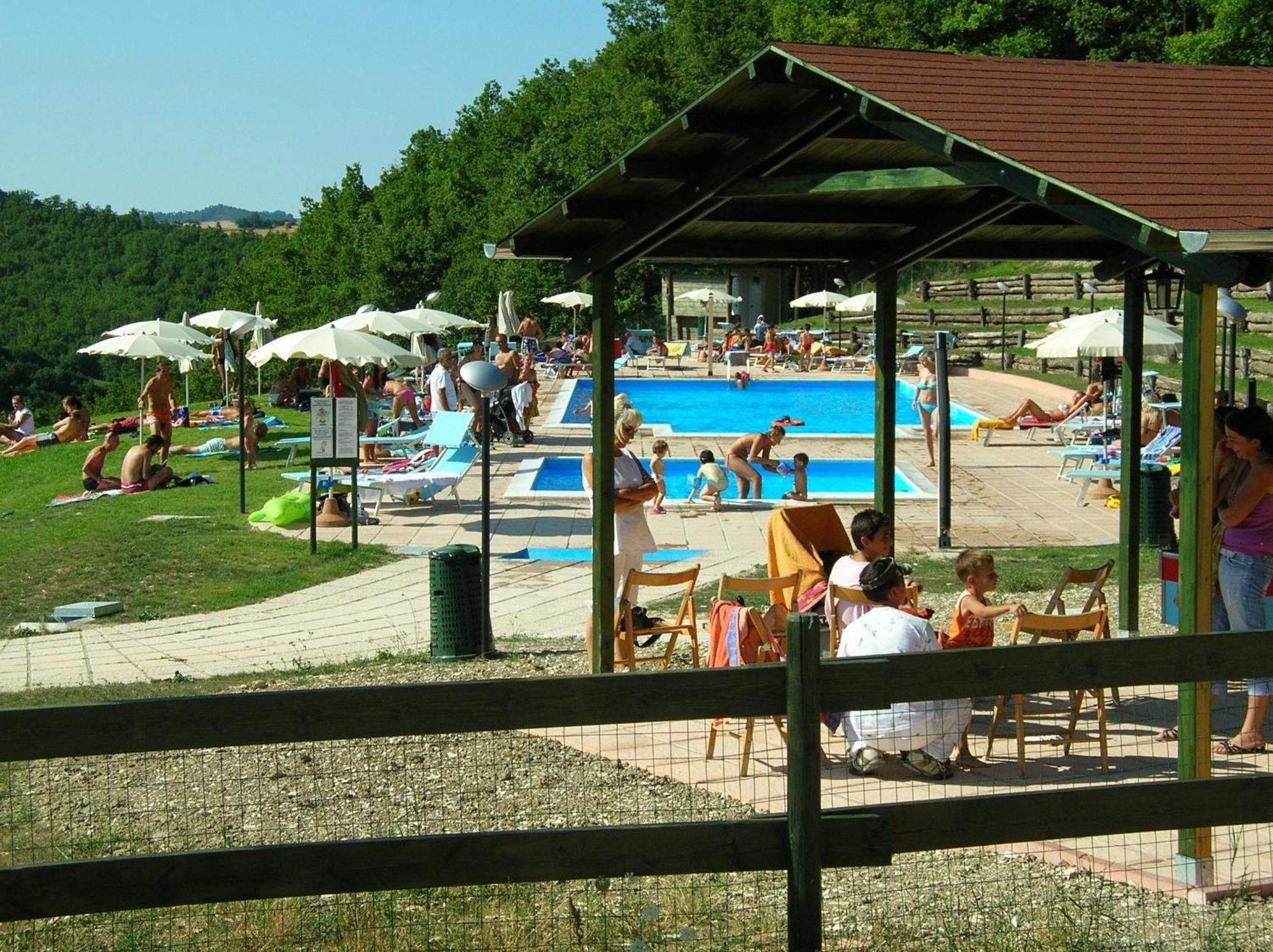 Agriturismo Orsaiola Урбанія Екстер'єр фото